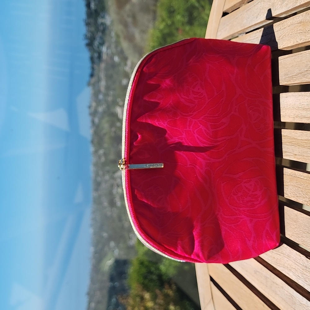 Free With Purchase - image 3